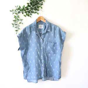 Rails Women's Whitney Pineapple Print Short Sleeve Chambray Button Top Size M